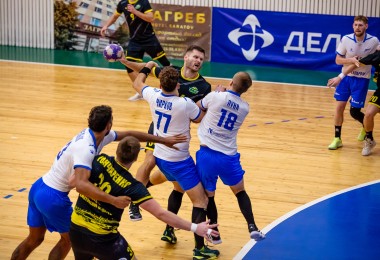 Уступаем чемпионам...